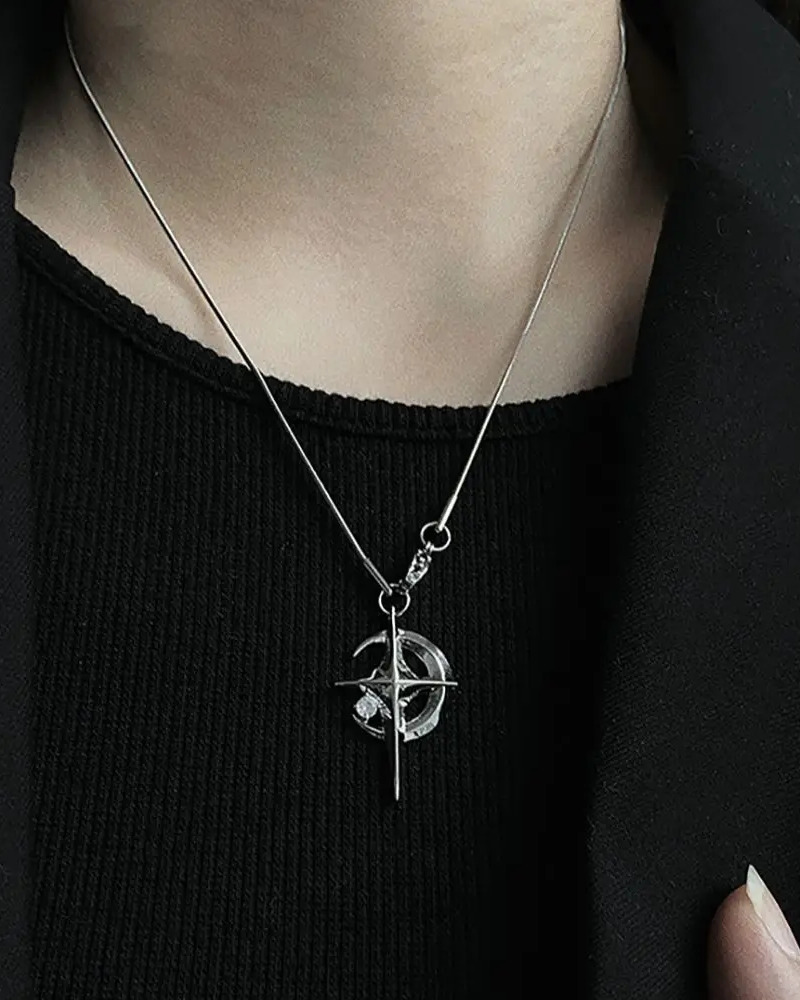 Y2K Moon and Star Necklace - Retro 90s Grunge, Pastel Goth, Y2K Fashion Accessory