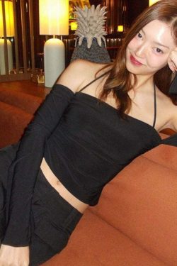 Y2K Off Shoulder Top - 90s Grunge, Retro Summer, Pastel Goth, Y2K Party & Club Outfits