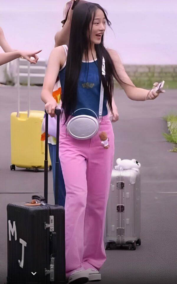 Y2K Pink Straight Loose Jeans - 90s Grunge, Retro Summer, Pastel Goth, Y2K Fashion Essentials