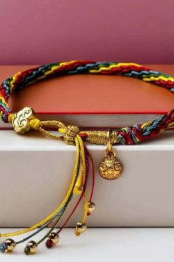 Y2K Rainbow Hand-Knitted Animal Charm Bracelet - Retro 90s Grunge Pastel Goth Fashion