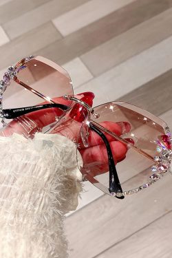 Y2K Rhinestone Sunglasses - Retro 90s Grunge, Hip Hop, and Pastel Goth Fashion Accessories