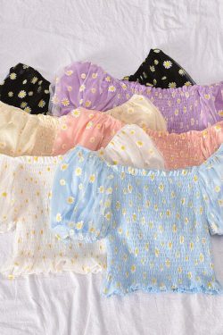 Y2K Soft Girl Ruffled Floral Top - Daisies | 90s Grunge, Retro Summer, Pastel Goth Fashion