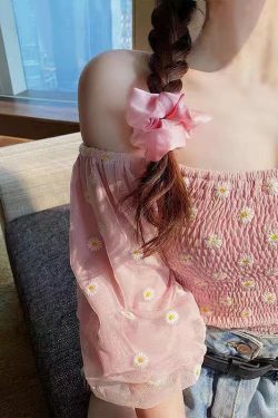 Y2K Soft Girl Ruffled Floral Top - Daisies | 90s Grunge, Retro Summer, Pastel Goth Fashion