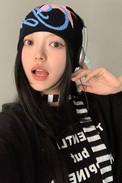 Y2K Star Beanie - Retro 90s Grunge, Y2K Summer Outfits, Y2K Club & Party Fashion