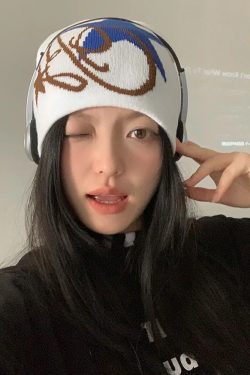 Y2K Star Beanie - Retro 90s Grunge, Y2K Summer Outfits, Y2K Club & Party Fashion