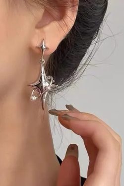 Y2K Star Earrings - Retro 90s Grunge, Summer Party, Popstar, and Pastel Goth Fashion