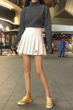 Y2K Strawberry Skirt - 90s Grunge, Retro Summer Outfit, Pastel Goth, Y2K Fashion Essentials