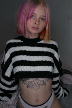 Y2K Striped Cropped Sweater - 90s Grunge, Retro Summer, Pastel Goth, Y2K Club Outfit