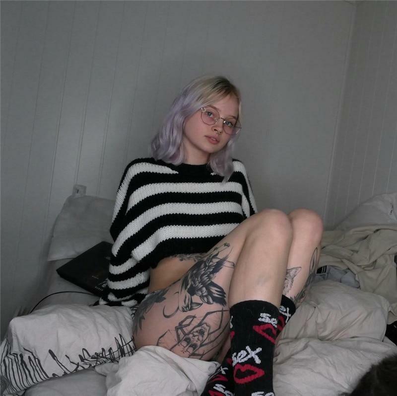 Y2K Striped Cropped Sweater - 90s Grunge, Retro Summer, Pastel Goth, Y2K Club Outfit