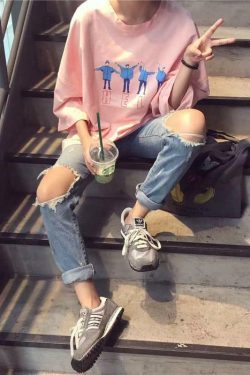 Y2K Summer Grunge Outfits: 90s Fashion, Retro Style, Baby Tees, Skirts, and Club Party Looks