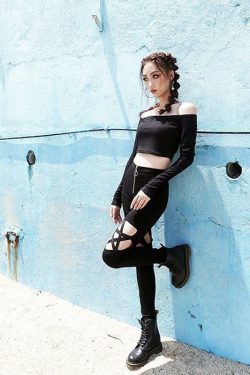 Y2K Summer Grunge Outfits: Retro 90s Fashion, Y2K Shorts, Skirts, Tops
