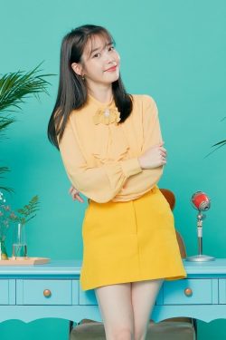 Y2K Summer Yellow Skirt - Retro 90s Grunge, Pastel Goth, and Popstar-Inspired Outfits