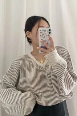 Y2K V-Neck Striped Sweater - 90s Grunge, Retro Summer, Pastel Goth, Y2K Club & Party