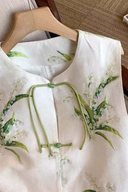 Y2K White Embroidered Silk Waistcoat - Sleeveless Retro 90s Grunge Summer Outfit