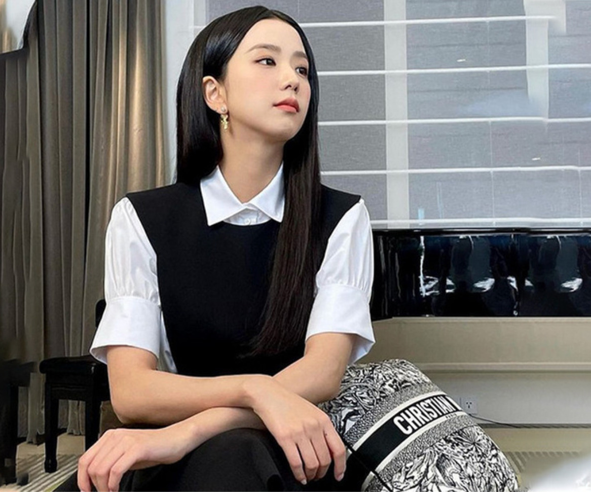 Y2K White Puff Sleeve Shirt - Blackpink Jisoo Inspired, 90s Grunge, Retro Summer Fashion