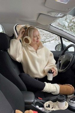Zena Earmuffs - Y2K Summer & 90s Grunge Fashion, Retro Y2K Outfits, Pastel Goth, Y