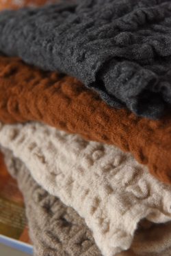 100% Cashmere Pleated Texture Short Scarf - Elegant French Style Neck Wrap for Niche Vibe Looks