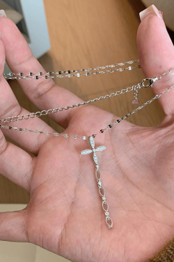 2024 High-End Cross Four-Leaf Flower Necklace for Women - Light Luxury Clavicle Chain, Exquisite Neck Accessory