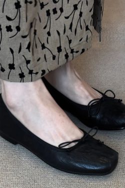 2024 Women's French Style Black Bow Tie Pig Nose Flats - Super Soft Loafers for Chic Comfort