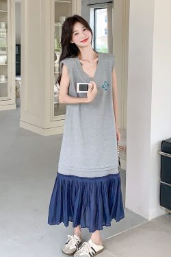 2025 Summer Women's College Style Patchwork V-Neck Sleeveless Dress - Korean Loose Long Skirt Trend for Effortless Fashion