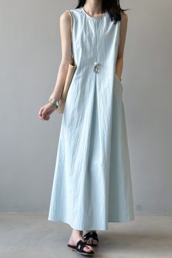 2025 Summer Women's High-End Minimalist Sleeveless Pleated A-Line Dress - Elegant Long Skirt for Effortless Style