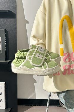 2025 Women's One-Step Canvas Shoes - Thick-Soled Shallow Slip-Ons, Breathable Outdoor Footwear, Versatile Half Slippers