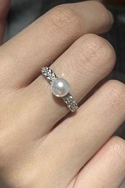 Adjustable Light Luxury S925 Silver Wheat Ear Zircon Pearl Ring for Women - Elegant High-End Fashion Statement Ring