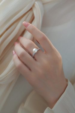 Adjustable Light Luxury S925 Silver Wheat Ear Zircon Pearl Ring for Women - Elegant High-End Fashion Statement Ring