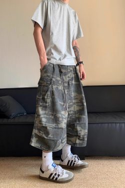 American Retro Camouflage Multi-Pocket Denim Shorts for Men and Women, Casual Loose Straight Cut 90s Style Seven-Point Pants