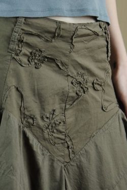 American Retro Distressed Embroidery Irregular Midi Skirt - Vintage Niche Second-Hand Long Skirt in 90s Y2K Style