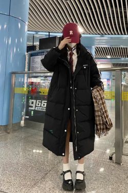 Art School Over-the-Knee Down Jacket for Women, Thickened Winter Coat, Warm Academy Style, Pudding Bear Design