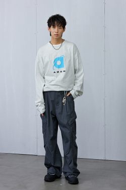 Ash Gray Long Sleeve T-Shirt with Roaring Beast Internet Logo - Trendy 90s Inspired Urban Streetwear Top