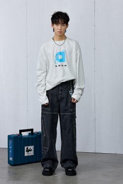 Ash Gray Long Sleeve T-Shirt with Roaring Beast Internet Logo - Trendy 90s Inspired Urban Streetwear Top
