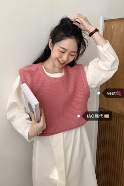 Basic U-Neck Knitted Vest - Simple Design Knit Top for Casual Style, Perfect for Layering, Korean Fashion Essential
