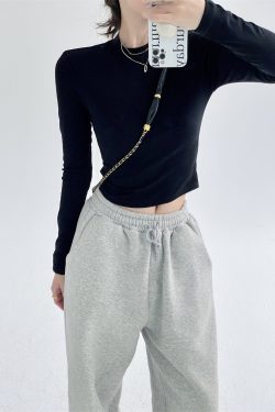 Black Long Sleeve High-Waisted Crop Top - Slim Fit Midriff-Baring T-Shirt for Spring 2025 - Korean Style Sexy Fashion