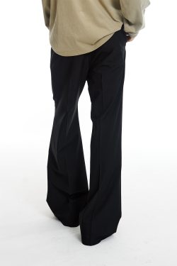 Black Minimalist Logo Straight-Leg Trousers for Men | Stylish Urban Fashion | Versatile Everyday Wear