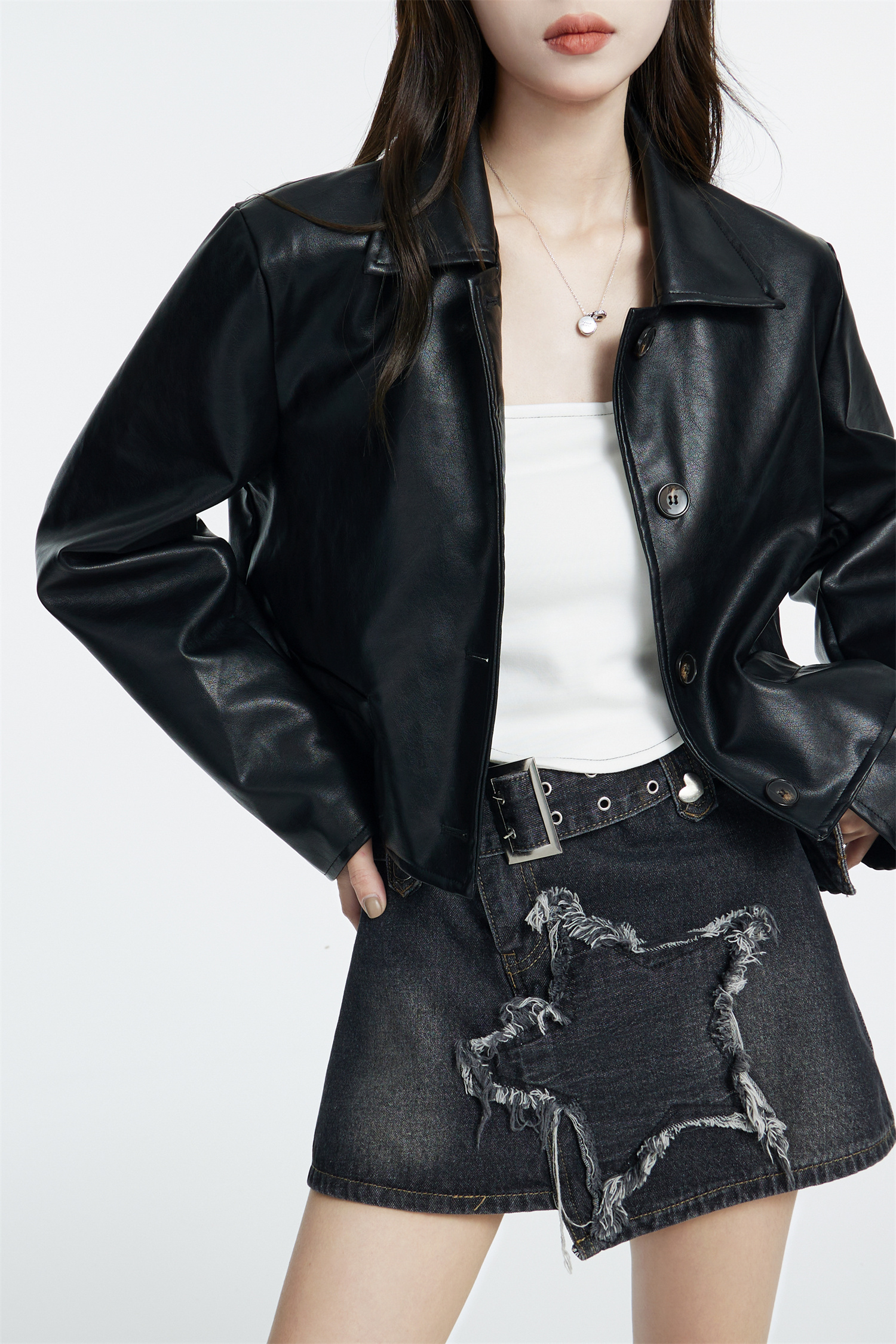 Black Vintage Leather Jacket for Women, High-End Short PU Coat with Lapel and Single-Breasted Buttons - Spring 2025 Fashion