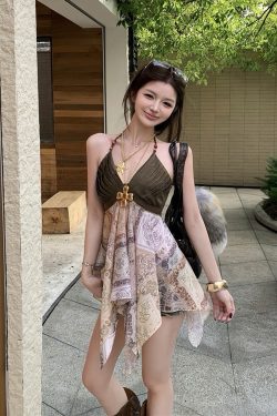 Bohemian Color-Block Deep V Beaded Neck Hanging Top - Sexy Poet Style for Hot Girls, Perfect for 90s and Y2K Fashion Enthusiasts