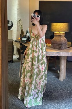 Bohemian Printed Camisole Dress - Seaside Vacation Beach Skirt for Travel and Photography, Perfect for Summer Getaways
