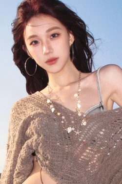 Bohemian Summer Starfish Shell Pearl Necklace - Long Pendant Seaside Accessory for Women, Vacation Style Jewelry