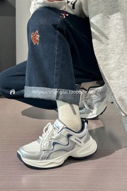 Breathable Mesh Dad Shoes for Women - 2025 Summer Retro Casual Sneakers, Versatile Functional Sports Footwear