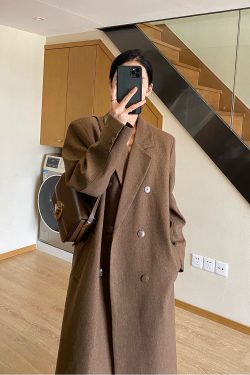 Brown Mid-Length Double-Breasted Wool Coat for Women, Elegant Vintage Tailored Slim Fit for Autumn and Winter Fashion