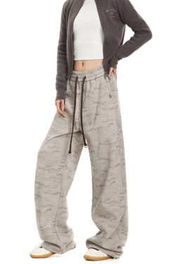Camouflage Fleece-Lined Sports Pants for Women, Trendy Straight-Leg American Retro Style, Loose Draping Casual Trousers