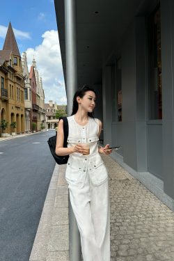 Casual Old Money Sleeveless Tencel Linen Shirt Vest for Effortless 90s Style