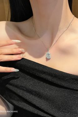 Chinese-Style Bamboo Leaf Jade Gourd Necklace for Women, Light Luxury Clavicle Chain, National Style Ancient Accessory