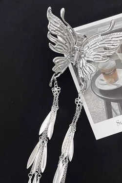Chinese Style Butterfly Tassel Hair Claw - Ethnic Retro Shark Clip Hairpin Accessory for Women - Perfect for Bun Hairstyles