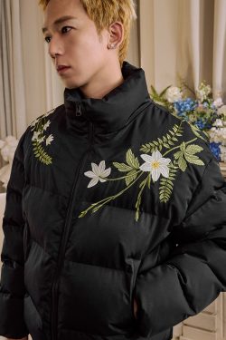 Chinese Style Floral Embroidered Collar Cotton T-shirt with Graphene | Harsh and Cruel Aesthetic