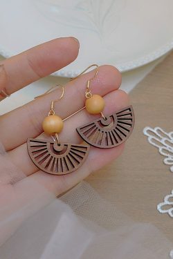 Chinese-Style Retro Hollow Fan Earrings for Women, Handmade Wooden Ethnic Accessories with Hooks, Niche Fashion Statement Jewelry