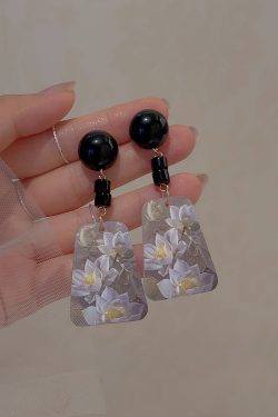Chinese-Style Retro Lotus Flower Earrings for Women, High-End Ear Clips, Niche Gentle Temperament, No Ear Holes, Super Fairy Design