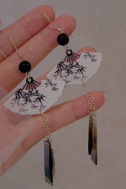 Chinese-Style Tassel Fan Earrings for Women, Bamboo Leaf Design, High-End National Trend Ear Clips, Unique Calligraphy Art Jewelry